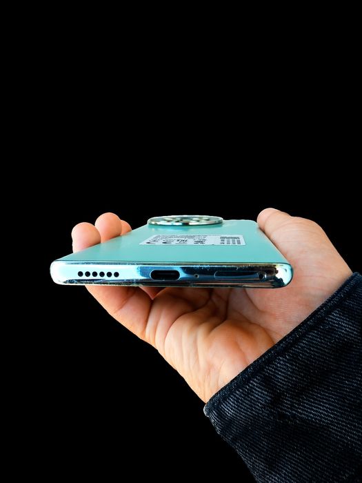 Tecno brendidan camon 30s pro sotiladi rassiyadan olib kirgan
