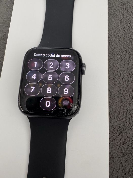 Applewatch 6 - 44 mm ecran spart