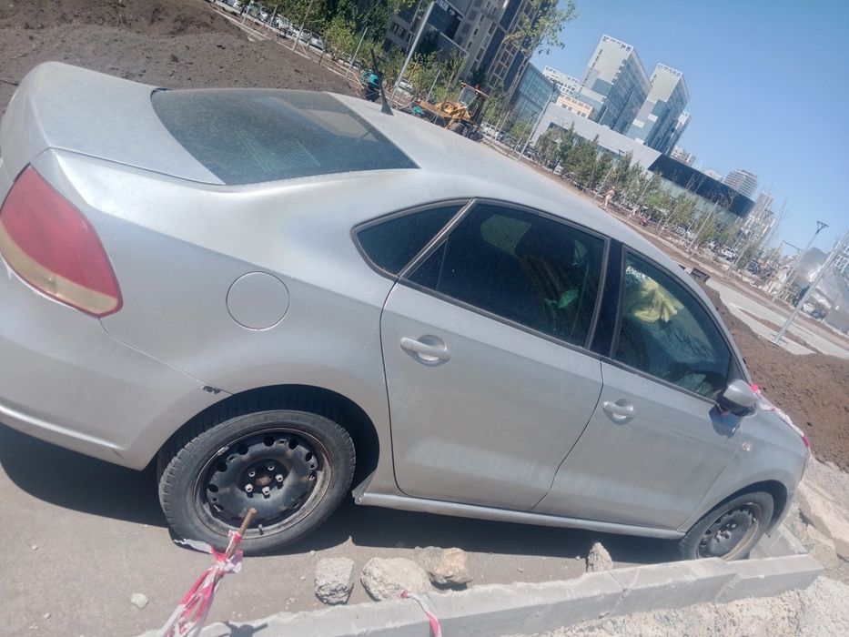 Volkswagen Polo 2015