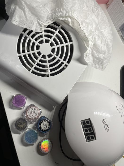 Продам лапму и пылесос для маникюра