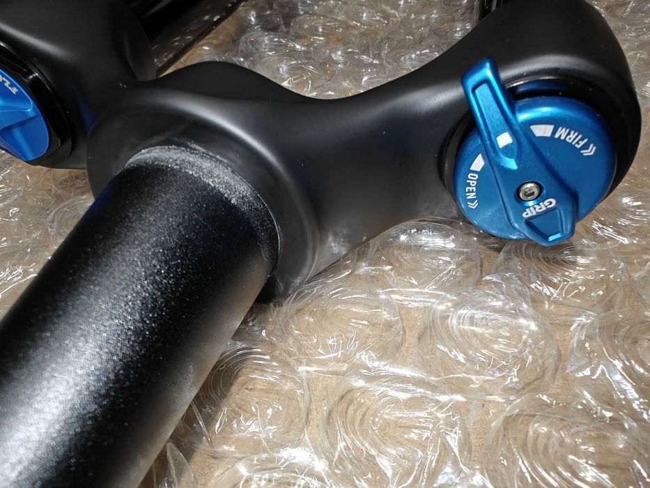 FOX PERFORMANCE 38, 160mm , 29', FLOAT , GRIP, нова вилка