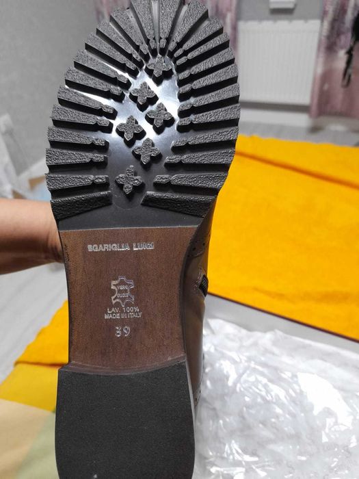 Сапоги зима 41 размер и 39 размер