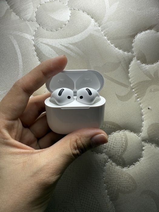 Optom AirPods 40 mingdan