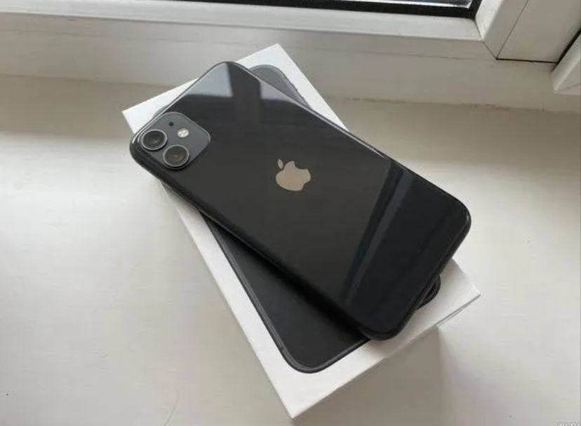 (IPHONE 11 black)