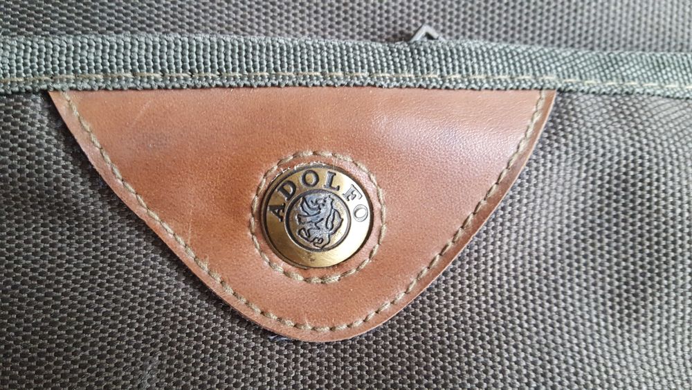 "Чанта - калъф " за официални дрехи ADOLFO