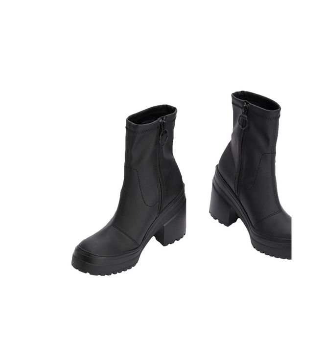 Tommy Hilfiger нови черни боти