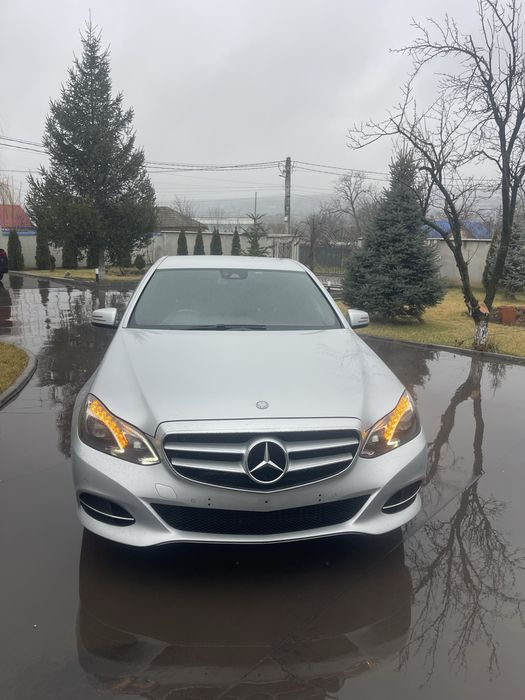 Dezmembrez mercedes w212 facelift 2.2