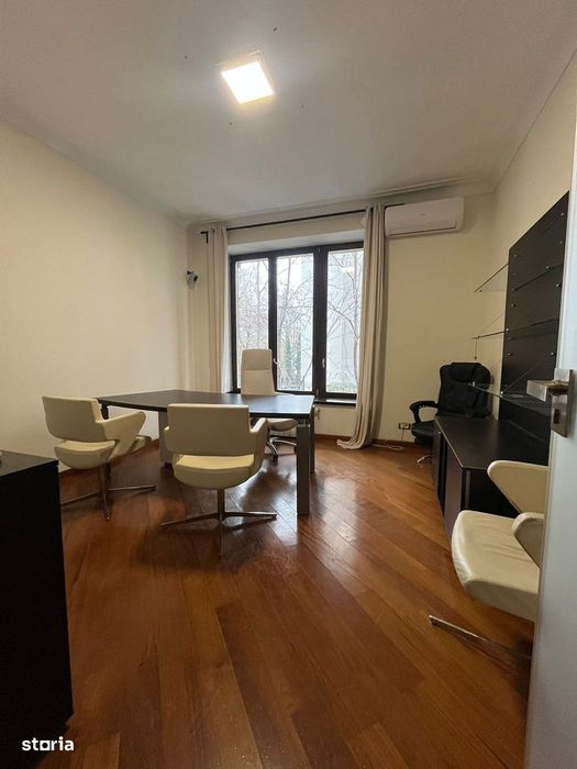 Apartament 4 camere superb 3min de Victoriei 15 min de Aeroport