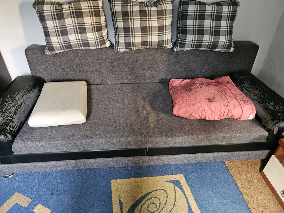 Продам диван в хорошем состоянии