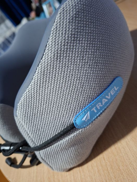 Продается подушка для шеи дорожная