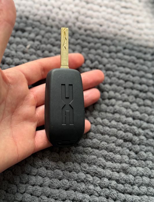 Cheie Dacia 2026 neagra