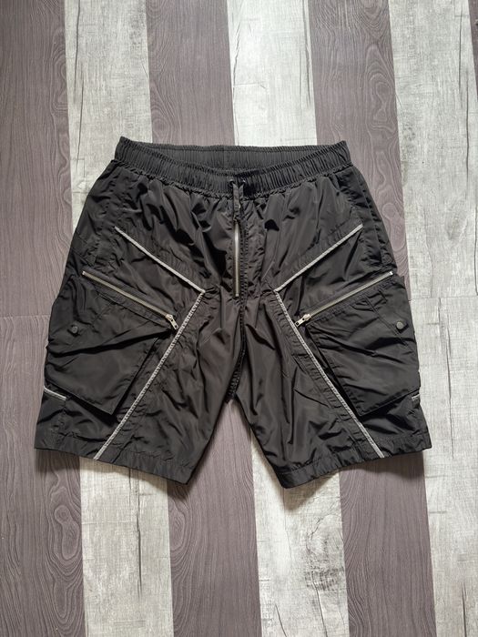 ЧИСТО НОВ панталон на Luda