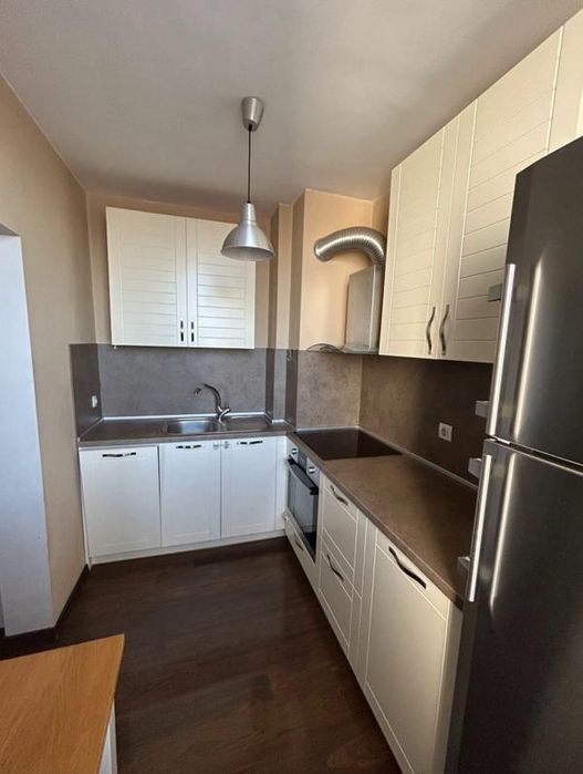 Дава се под наем Тристаен апартамент в София, Зона Б-19 - 106 кв.м за 847.62 € - Снимка #2
