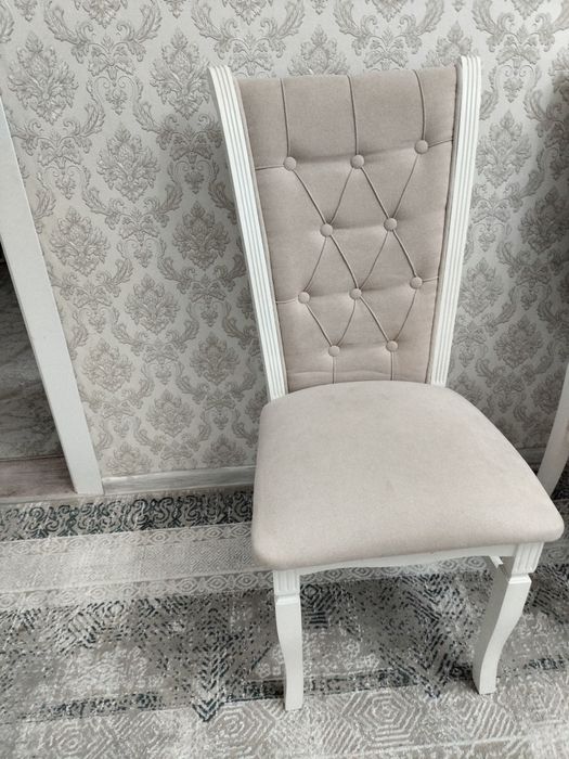 Стулья почти новые