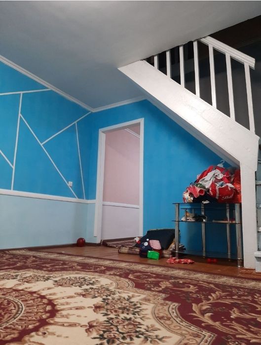 Uy sotiladi 3 xona shoshilinch