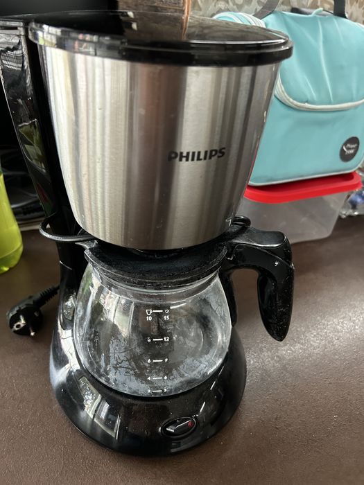 Кафемашина за филтър кафе, фреш машина и кана за топлене на вода