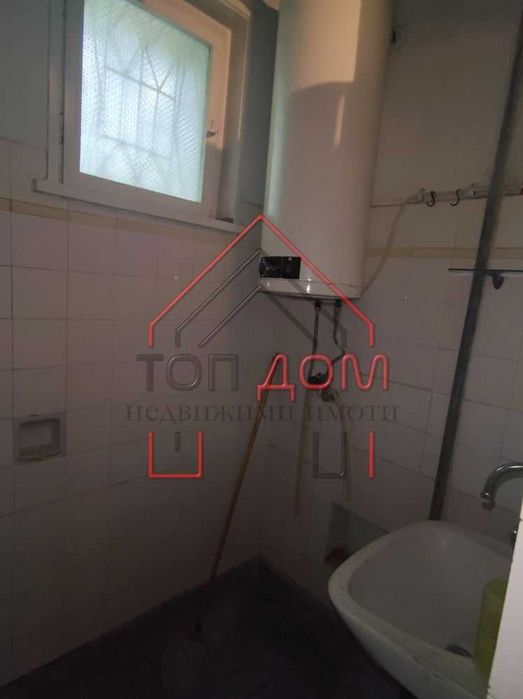 Продава се Четиристаен апартамент в Варна, Център - 120 кв.м за 2217 €/кв.м - Снимка #12