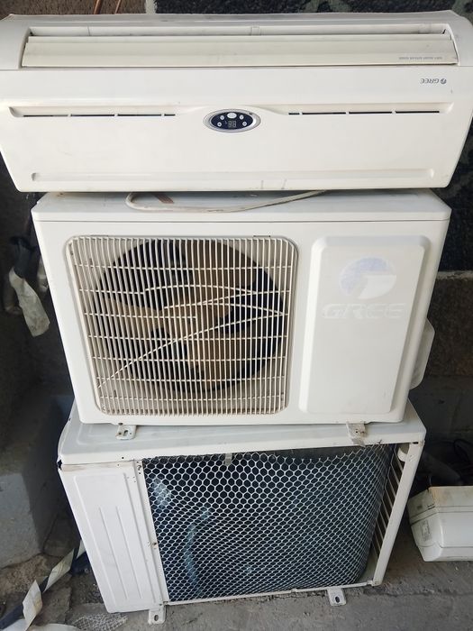 Продам  Киндеры 2 штуки