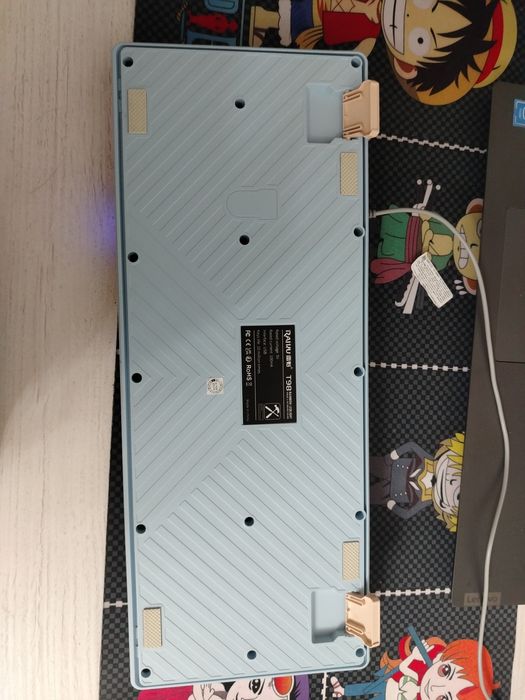 Продам клавиатуру полу мембранная полу механника в отличном состоянии