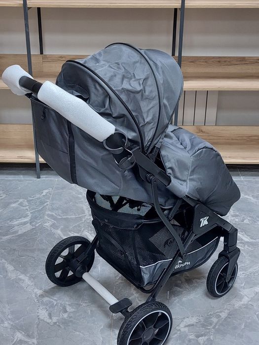 Коляска Teknum 760,цвет dark-Grey