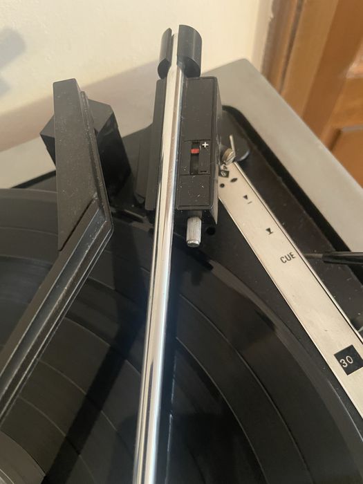 Vand sistem Crown, japonez, cu pick-up BSR, pret de pick-up…