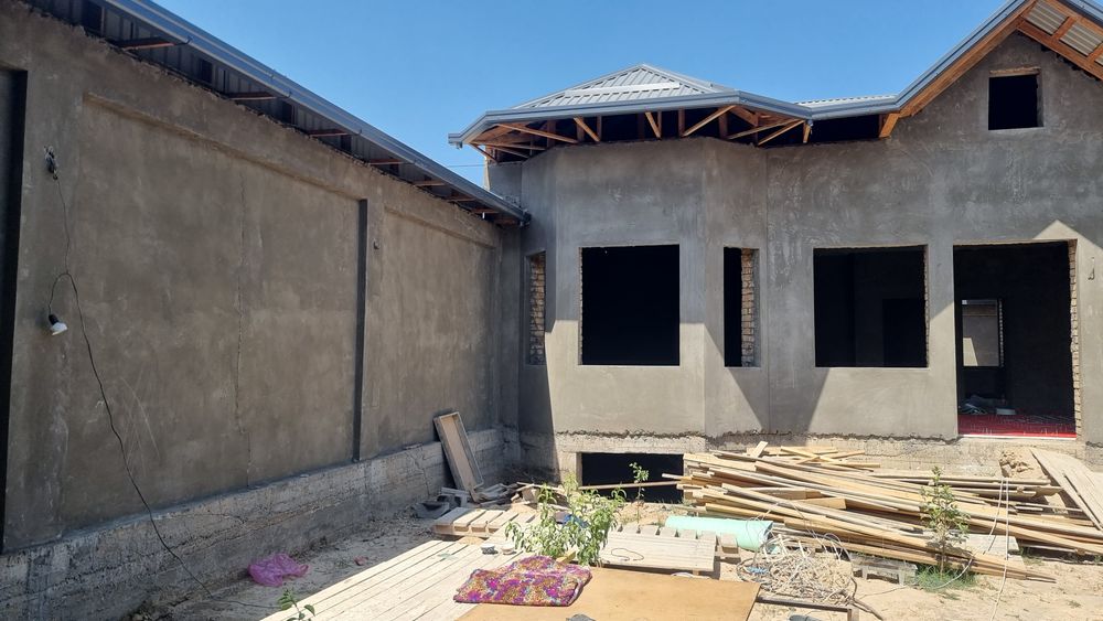 Дом 6 сот. 2 уровня. 11 комн. 4 санузла