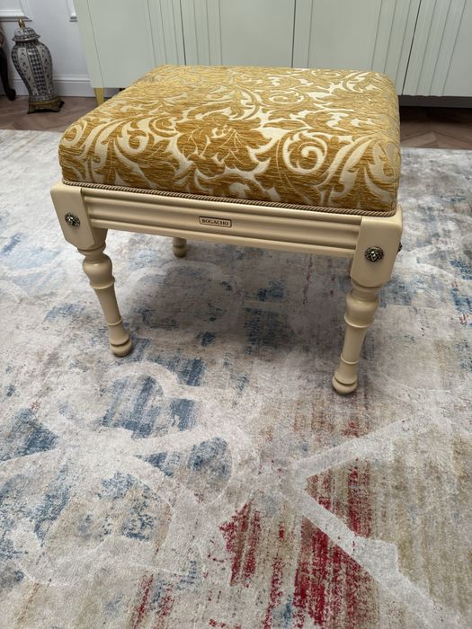 Пуфик 35000 и пуфик 25000