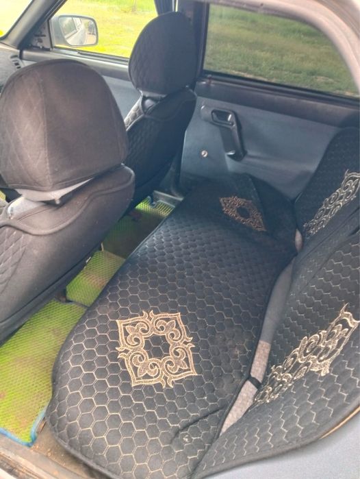 Продам машина 2110