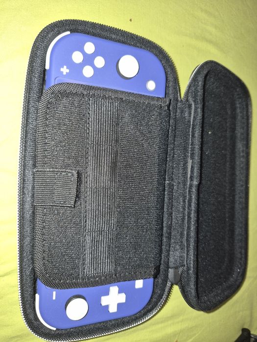 Конзола Nintendo Switch Lite + игра Mario + Rabbids Sparks of Hope