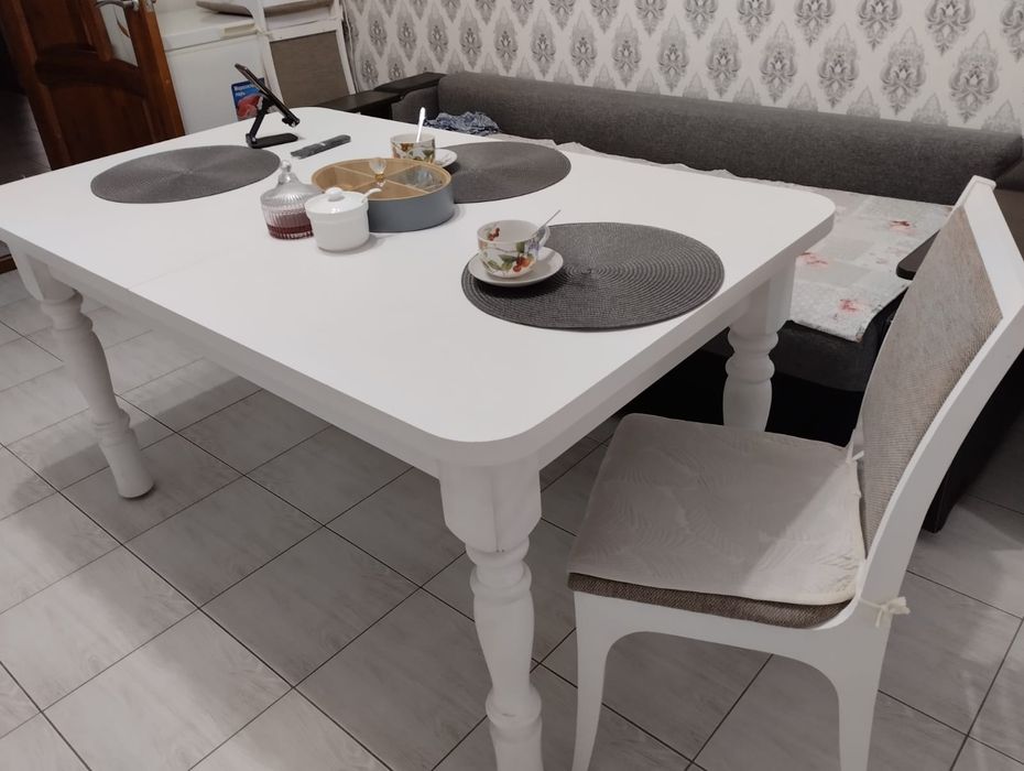 Продам стол со стульями