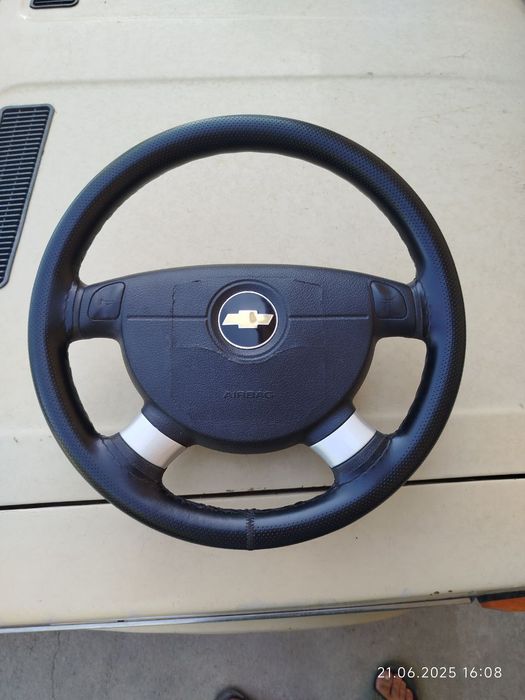 Nexia 3 rul sotiladi