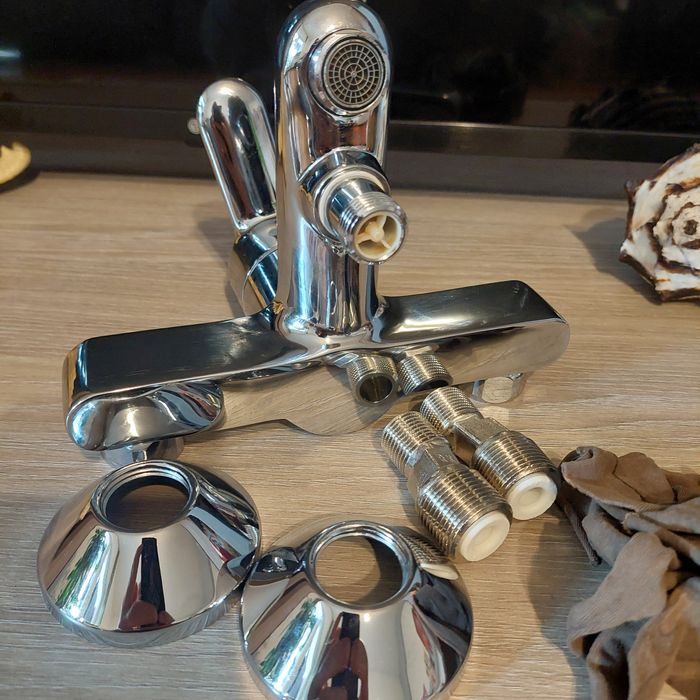 Baterie de baie cu duș