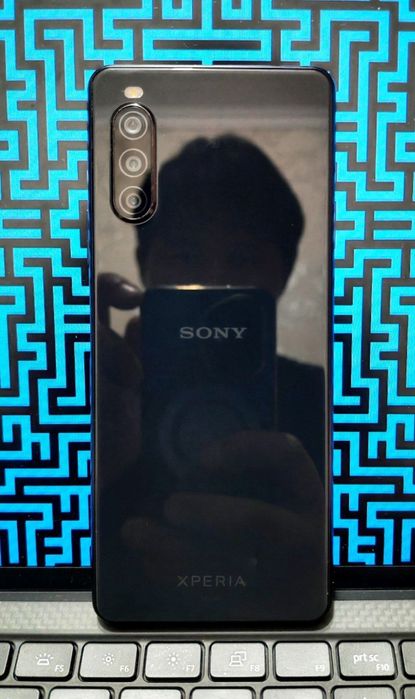 sony xperia 10 II 4/64 gb