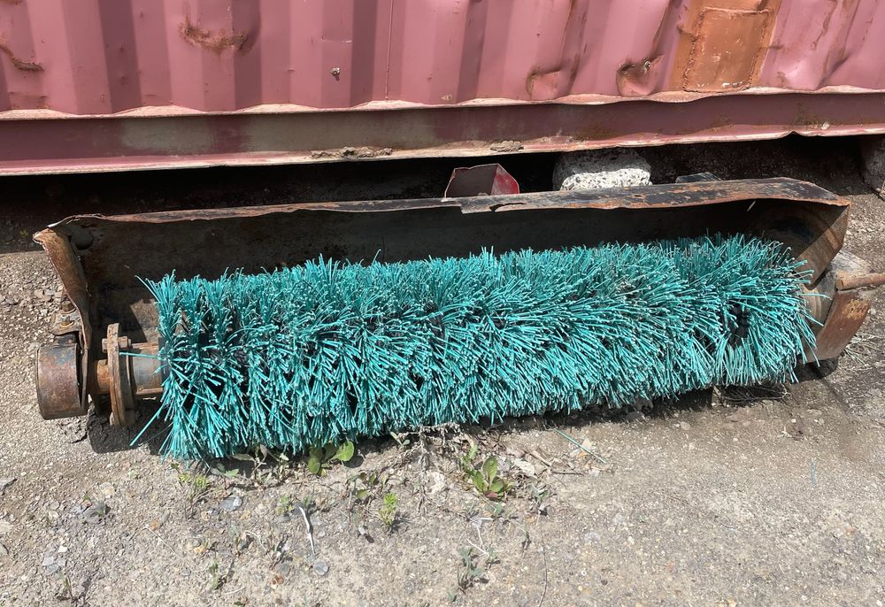 Продам щетку с отвалом