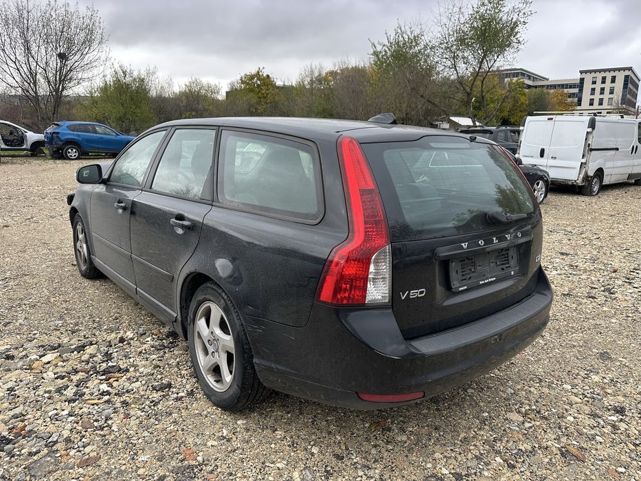 Volvo V50 D2 1.6hdi - На Части!!! Facelift!!!