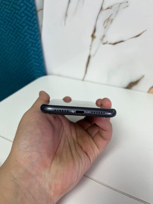 iPhone 11 64G 78%  ОбмеН