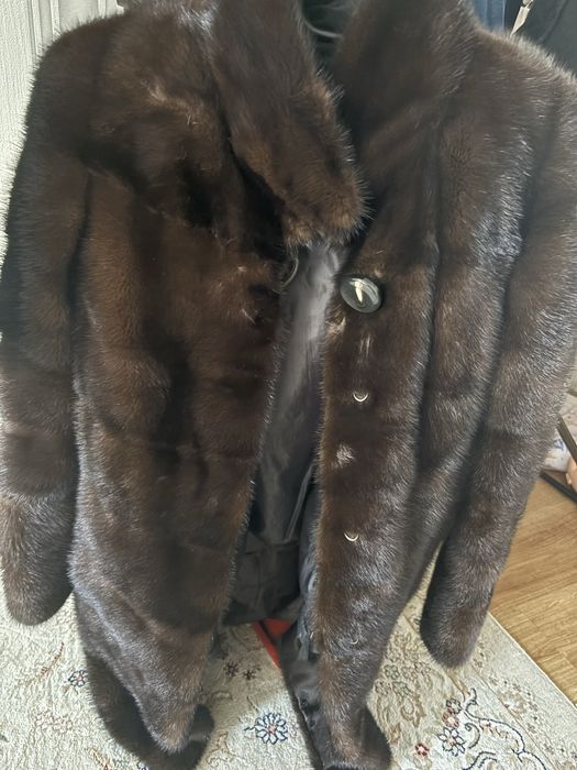 Норковая шуба, размер молодежный, !!