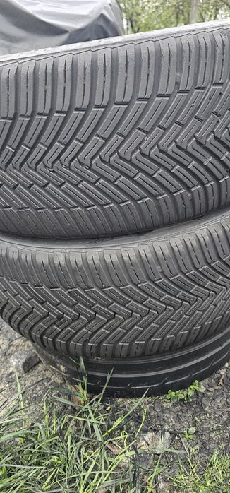 Vând 2 anvelope vară 245 45 18