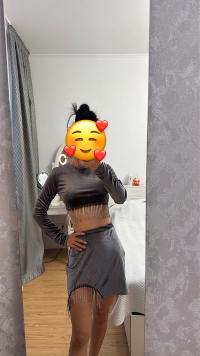 Одежда новая заряжена на любовь.