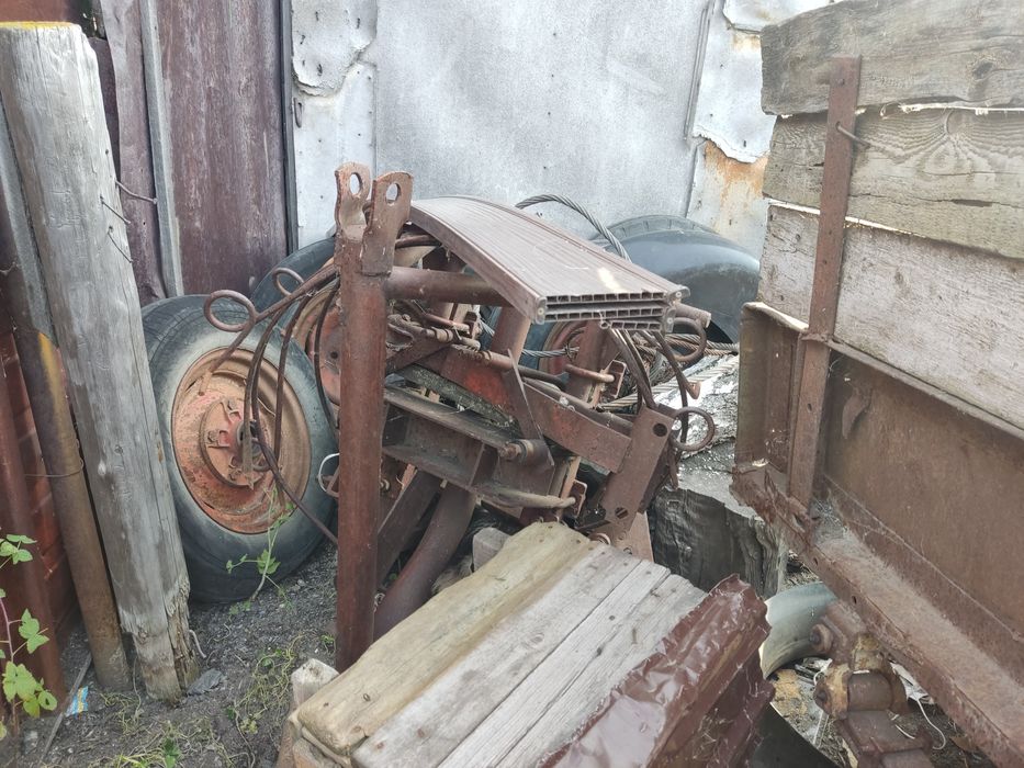 Продам ковш на трактор