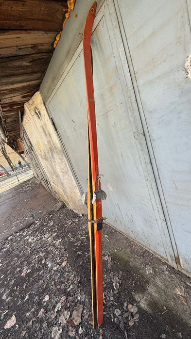 Лыжи деревянные винтаж