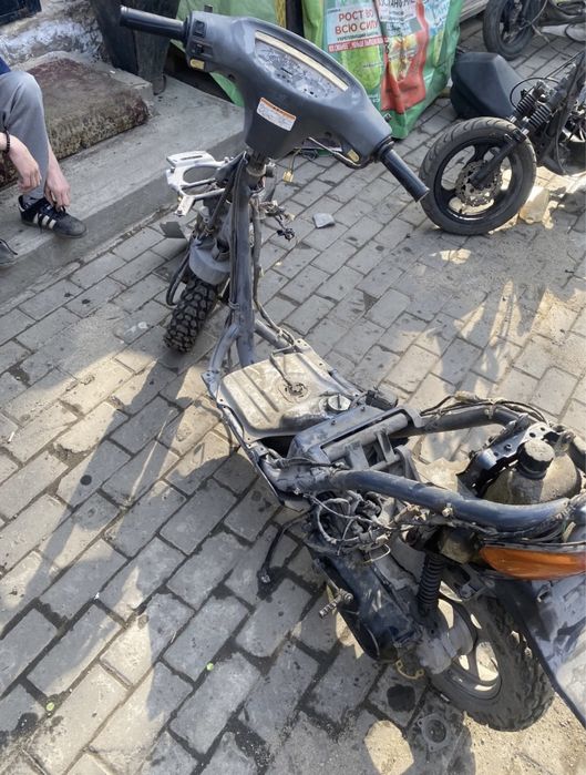 Продам мопед за 25к