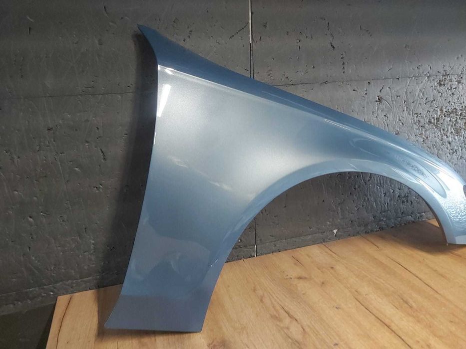 Aripa Fata Dreapta Audi A4 B8 An 2007-2011 (LX5X (Albastru))