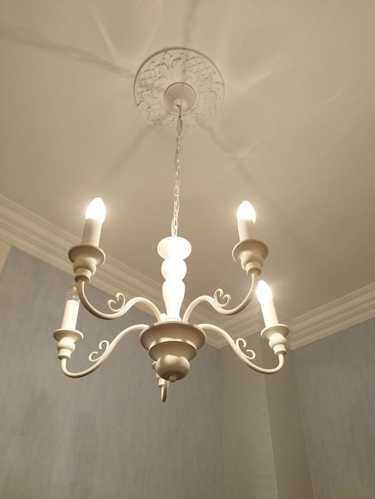 Люстры 2  разные обмен