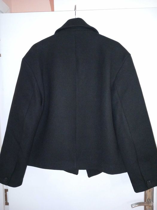 Късо мъжко палто Bershka