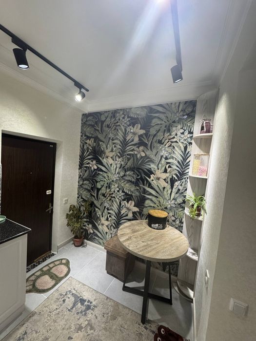 Продаётся квартира 1 этаж 2/3 комнат 88кв