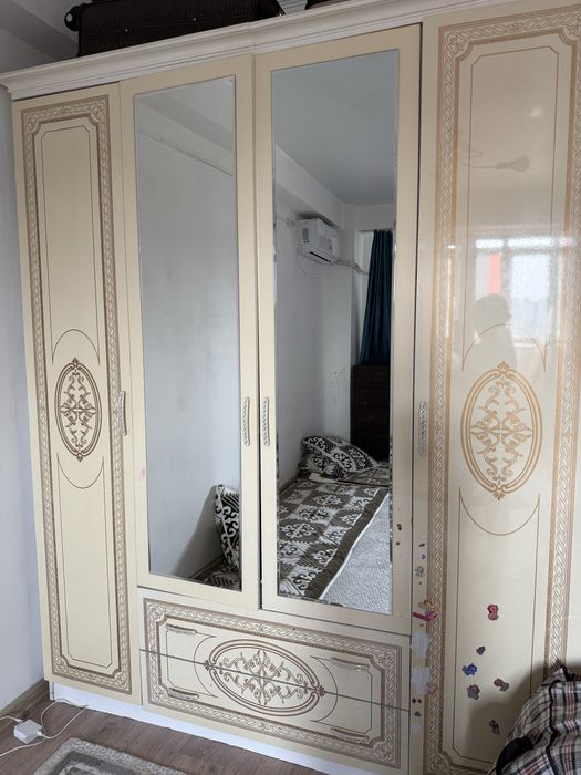 Шкаф спальный буу