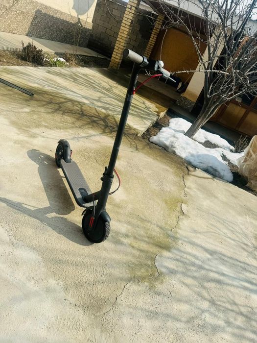 Электро самокат Xiaomi MiJia M365