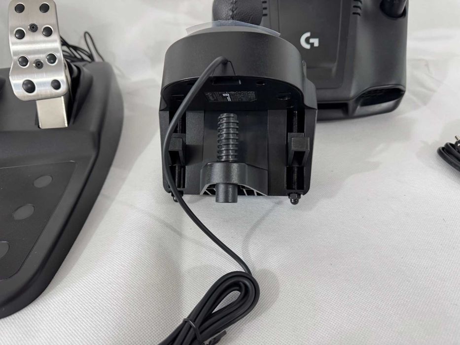 Волан с педали Logitech - G923 SE Shifter Combo