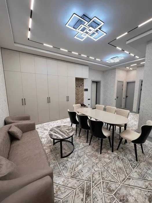 СРОЧНО только для семей сдаётся  3Х комнатная квартира на  Новза